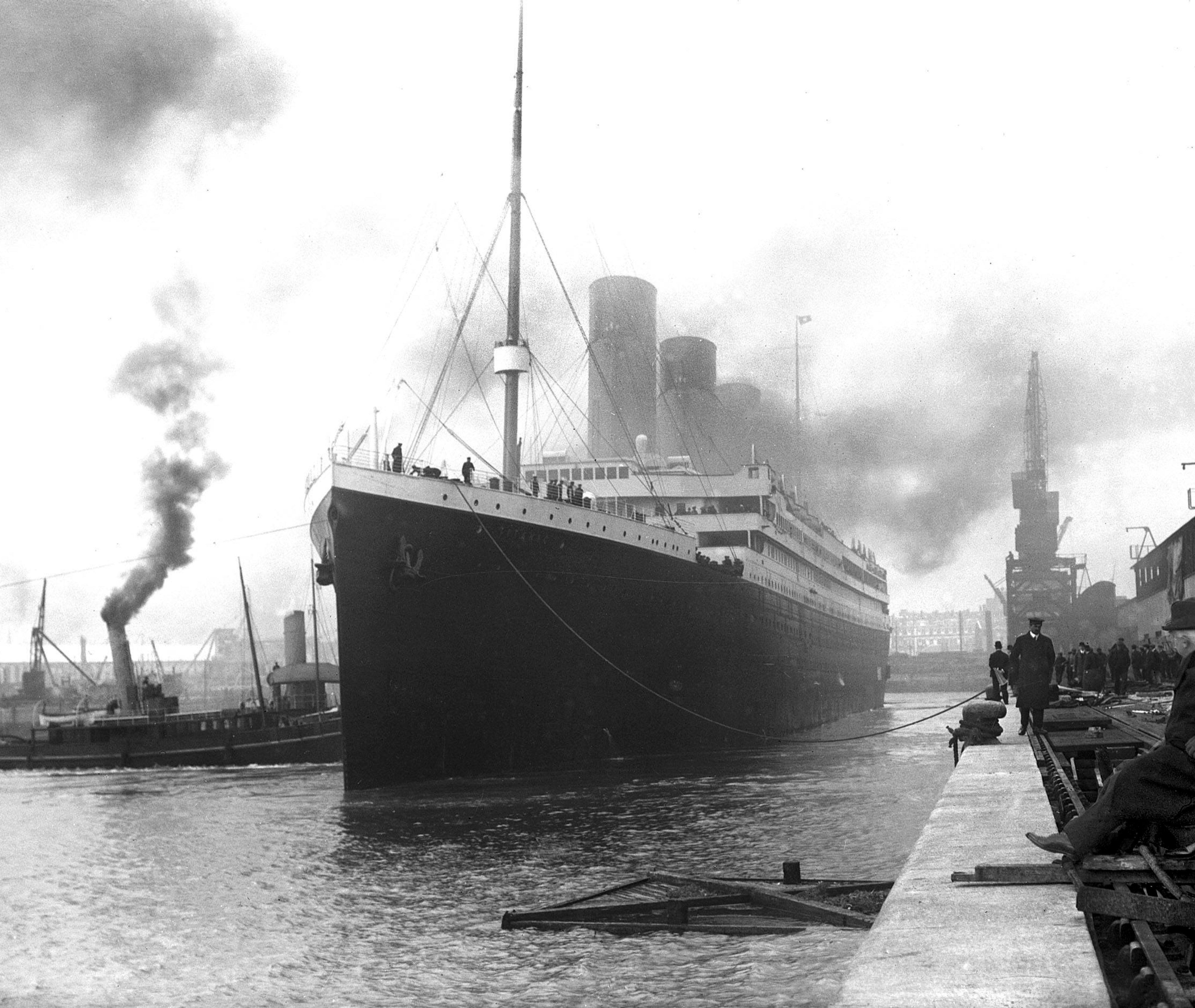 Titanic departing Southampton